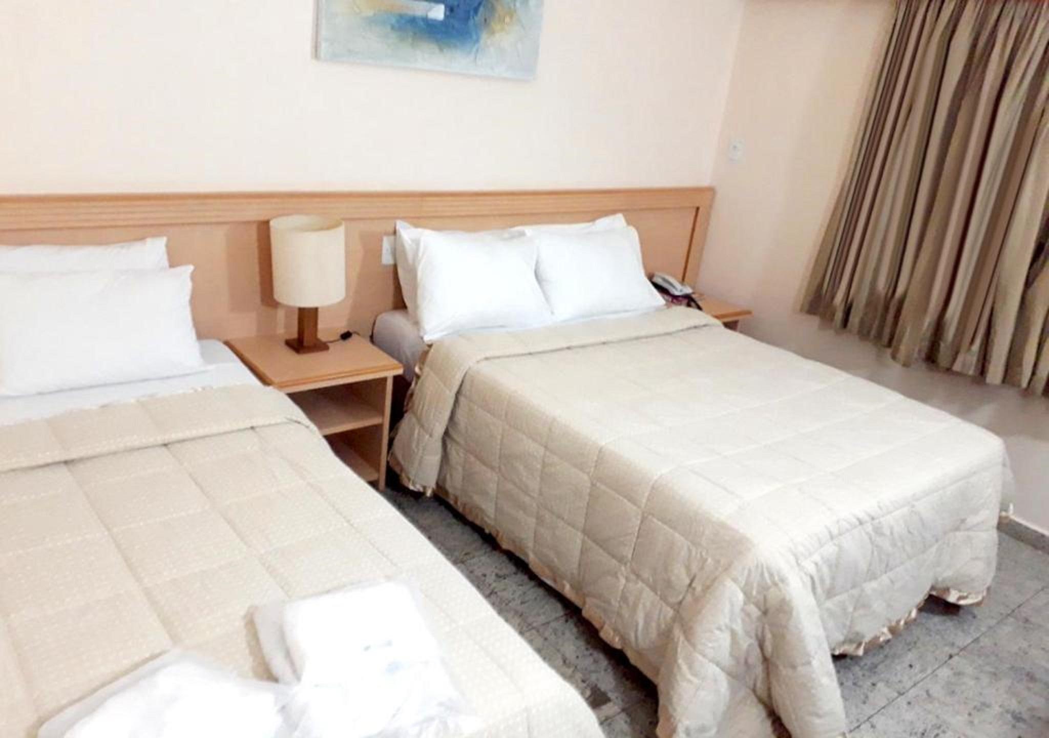 Hotel Golden Park Uberaba By Nacional Inn Екстер'єр фото