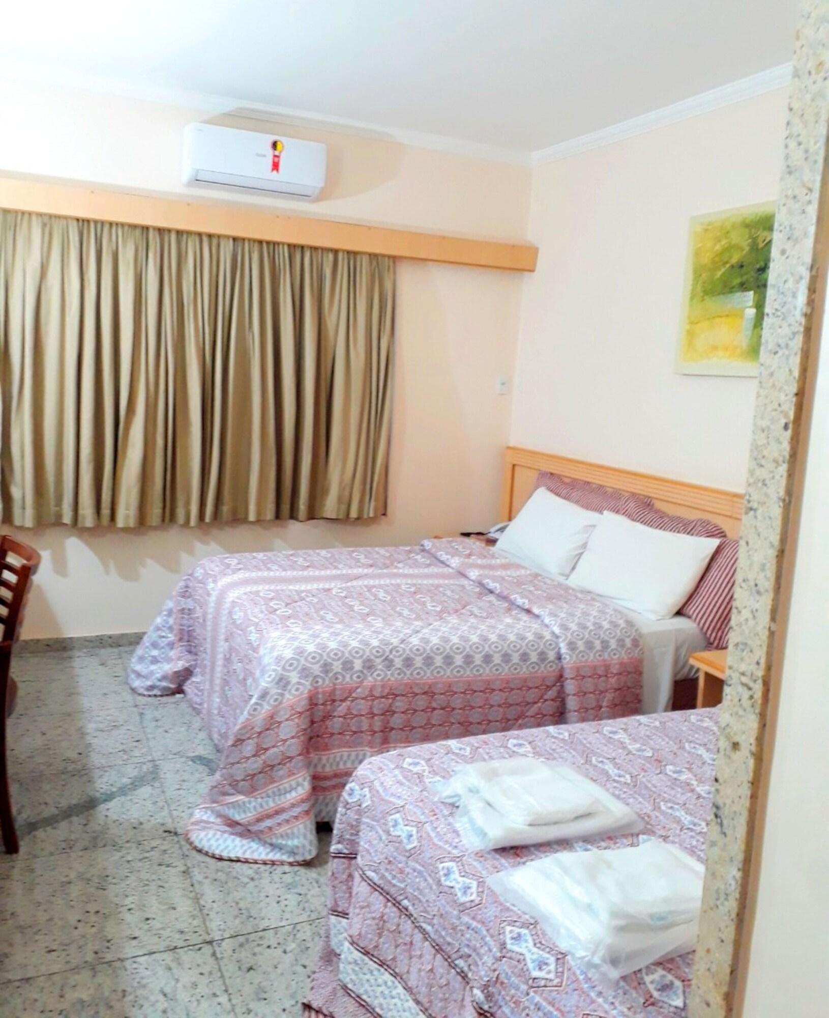 Hotel Golden Park Uberaba By Nacional Inn Екстер'єр фото