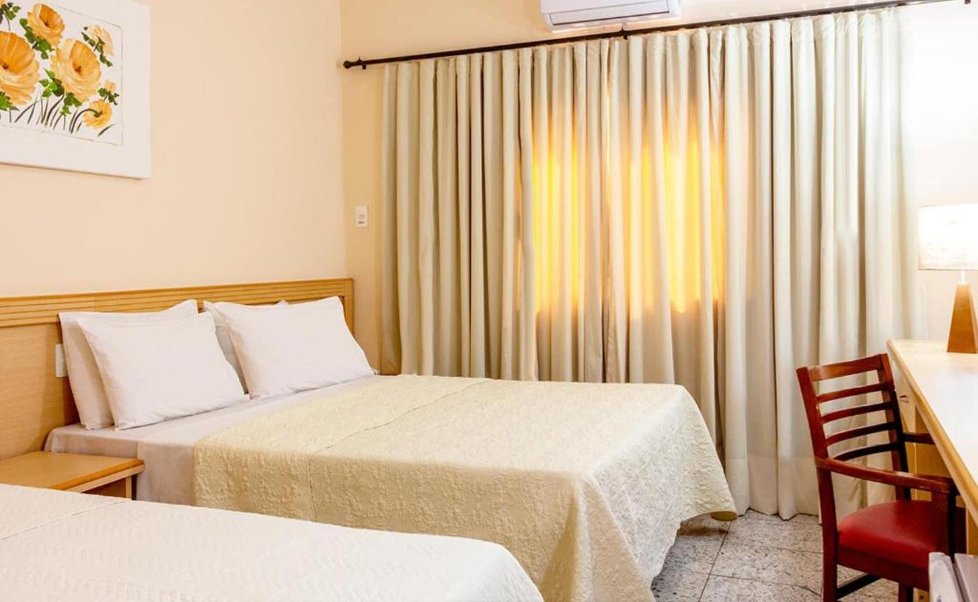 Hotel Golden Park Uberaba By Nacional Inn Екстер'єр фото